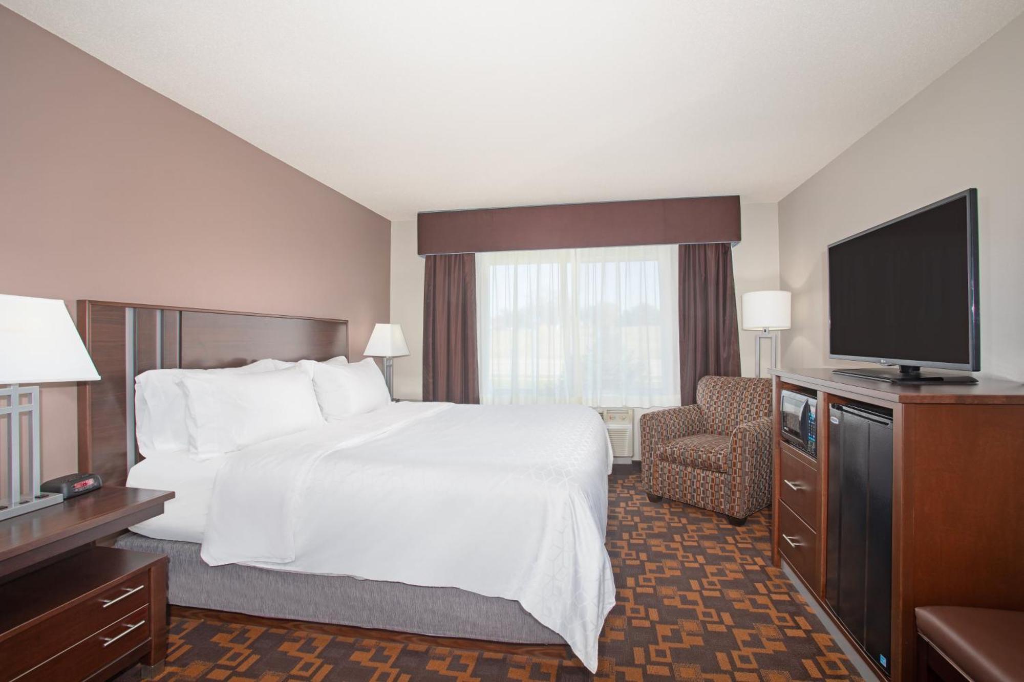 King Suite with Sofa Bed