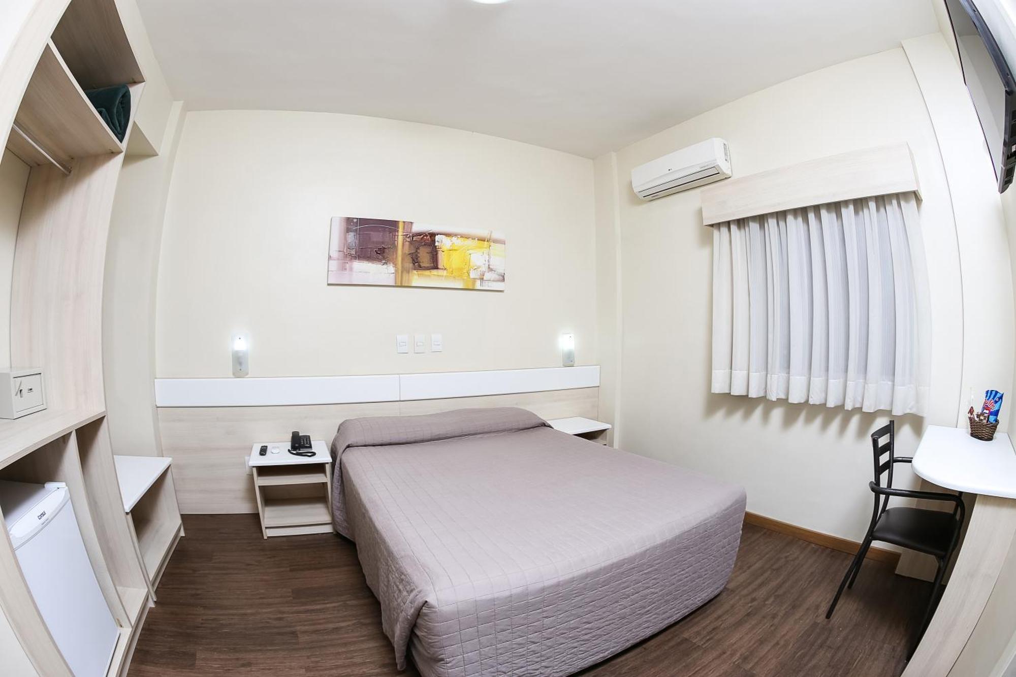 Quarto Duplo Standard