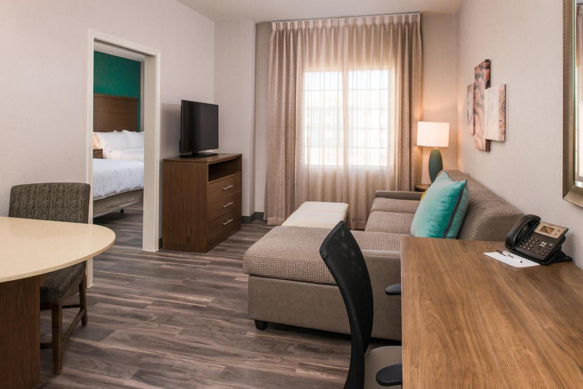 Queen Room with Two Queen Beds - Hearing Accessible