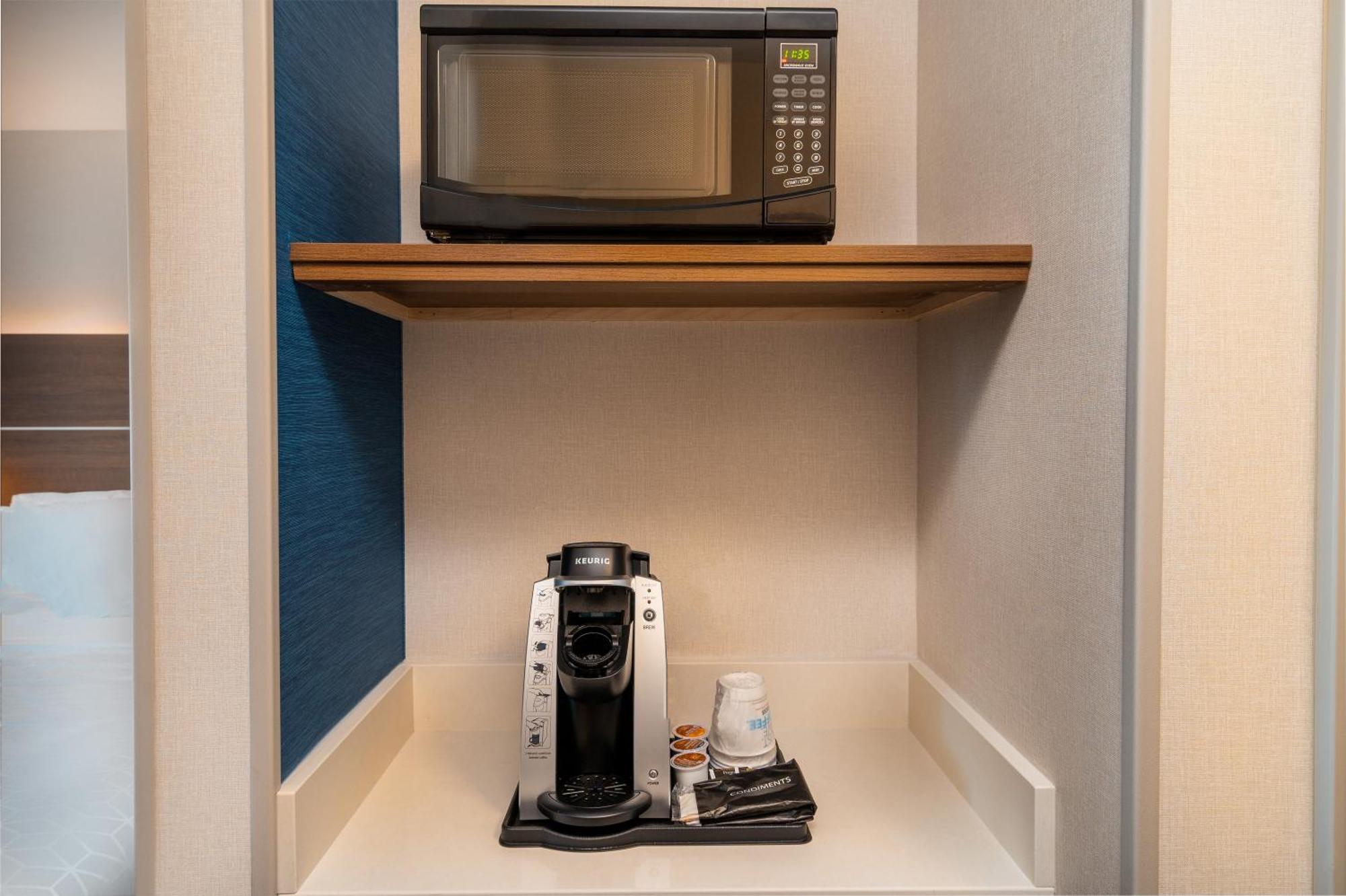 Standaard Kamer met 2 Queensize Bedden