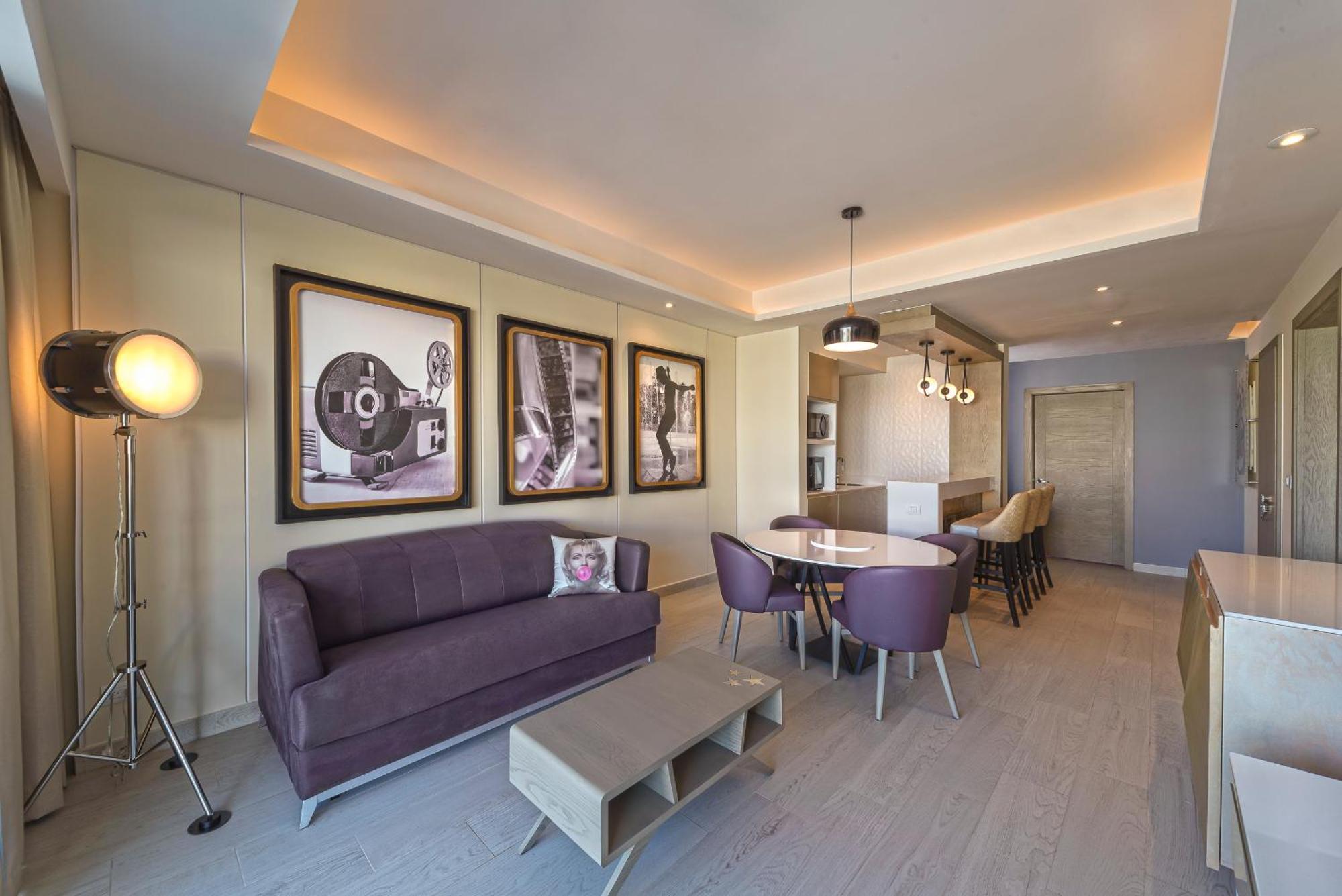 Directors Suite One Bedroom