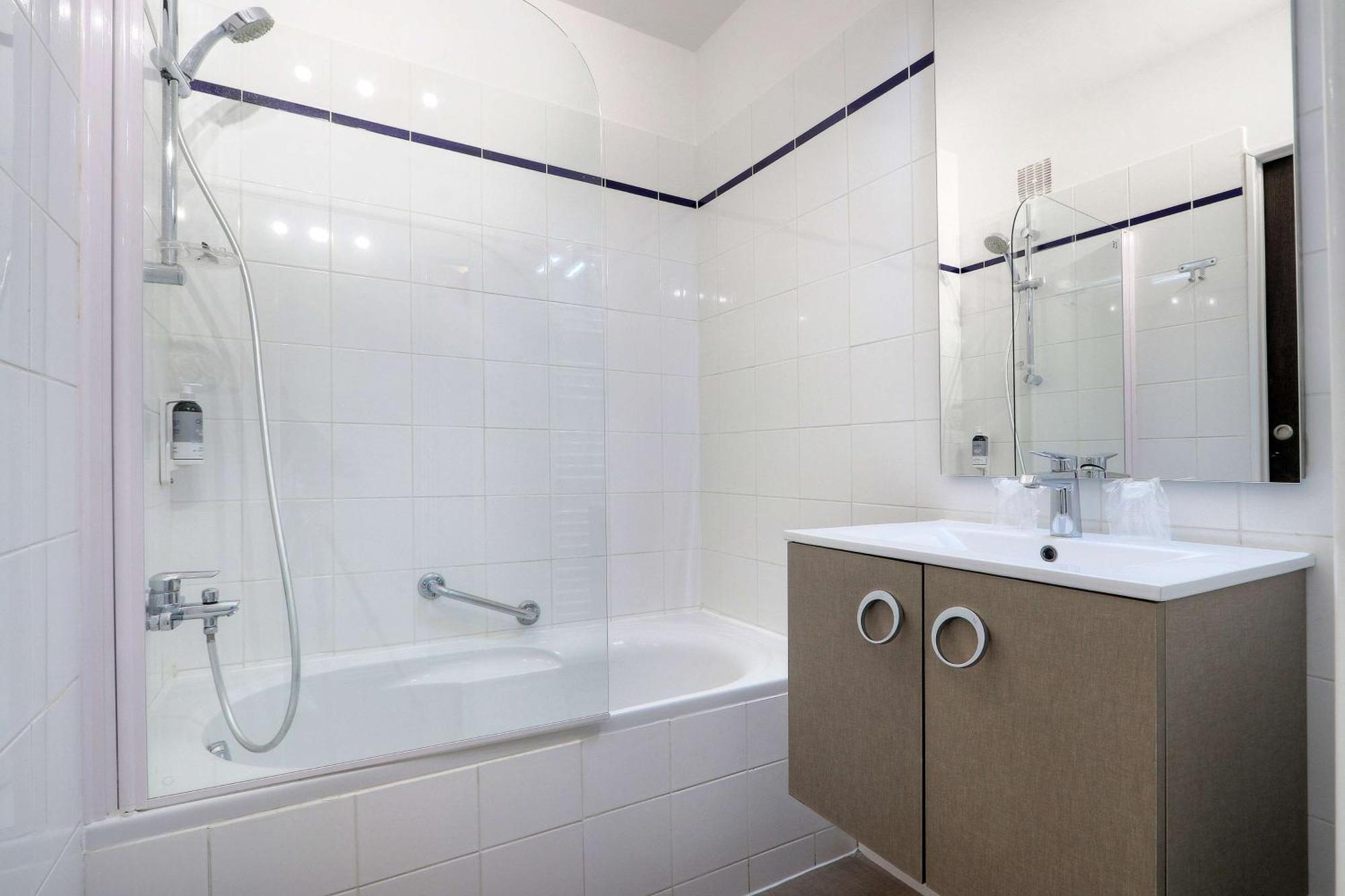 Chambre Lit Queen-Size Deluxe