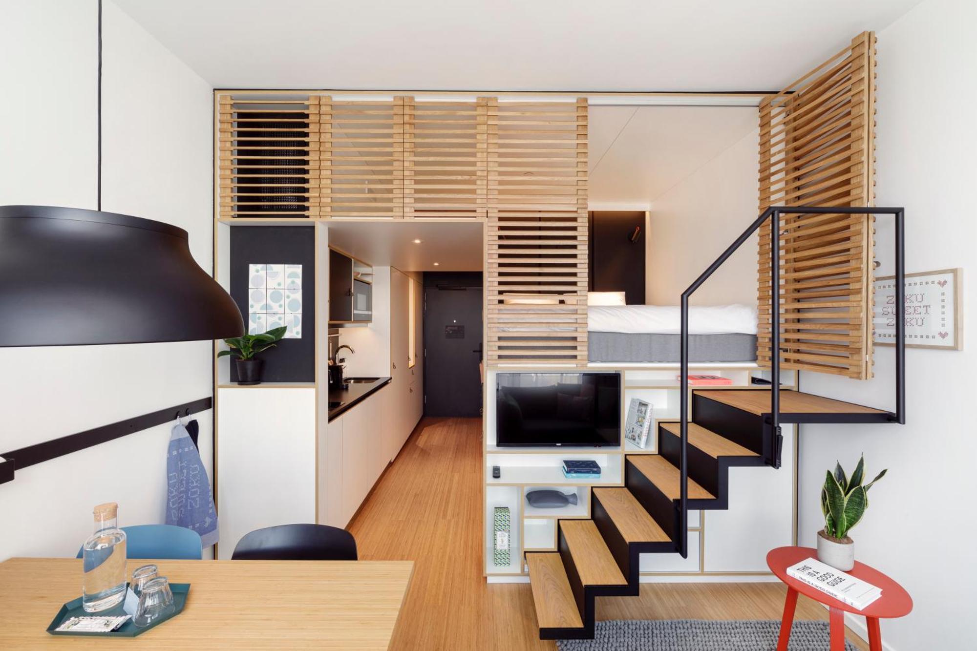 Zoku Loft met Uitzicht op de Straat