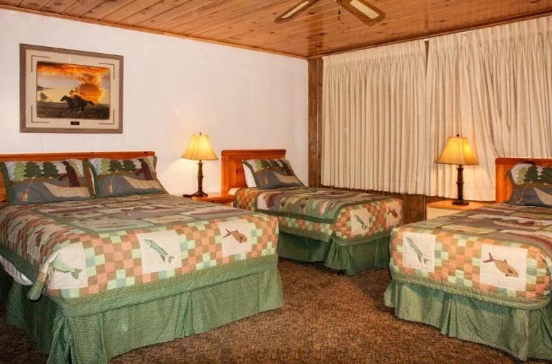 Queen Room Two Queen Beds