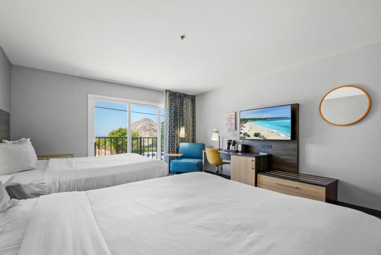 Queen Room with 2 Queen Beds Partial Ocean View