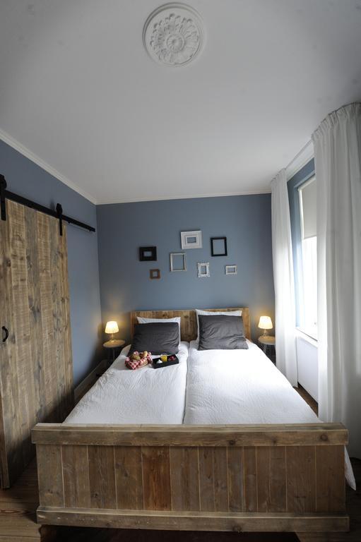 Doppelzimmer mit Balkon
