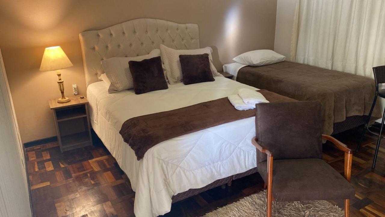 Quarto Família com Vista para o Jardim