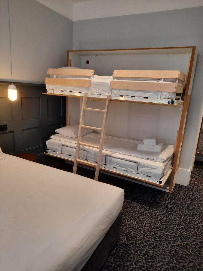 Habitación Familiar con 1 cama grande y 1 litera - No fumadores