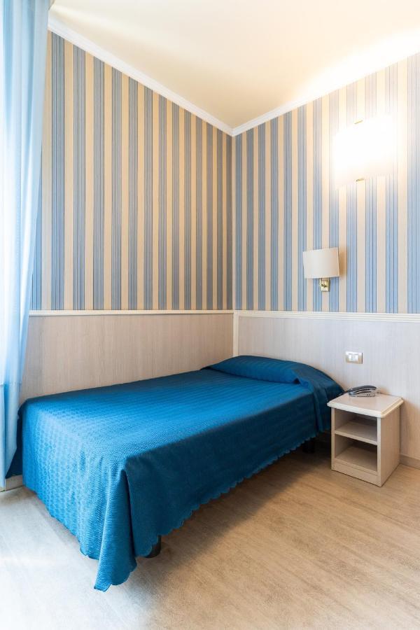 Single Room,1292958523:JPEG