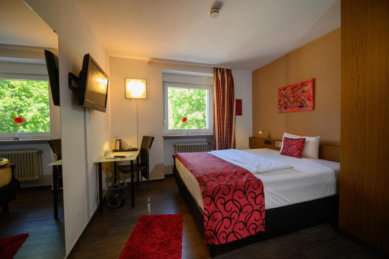 Single Room,1294433584:JPEG