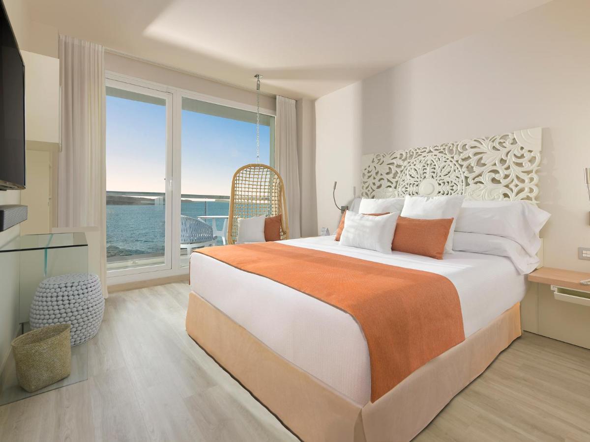 Chambre Double ou Lits Jumeaux Deluxe The One Make It Happen – Vue Latérale sur Mer