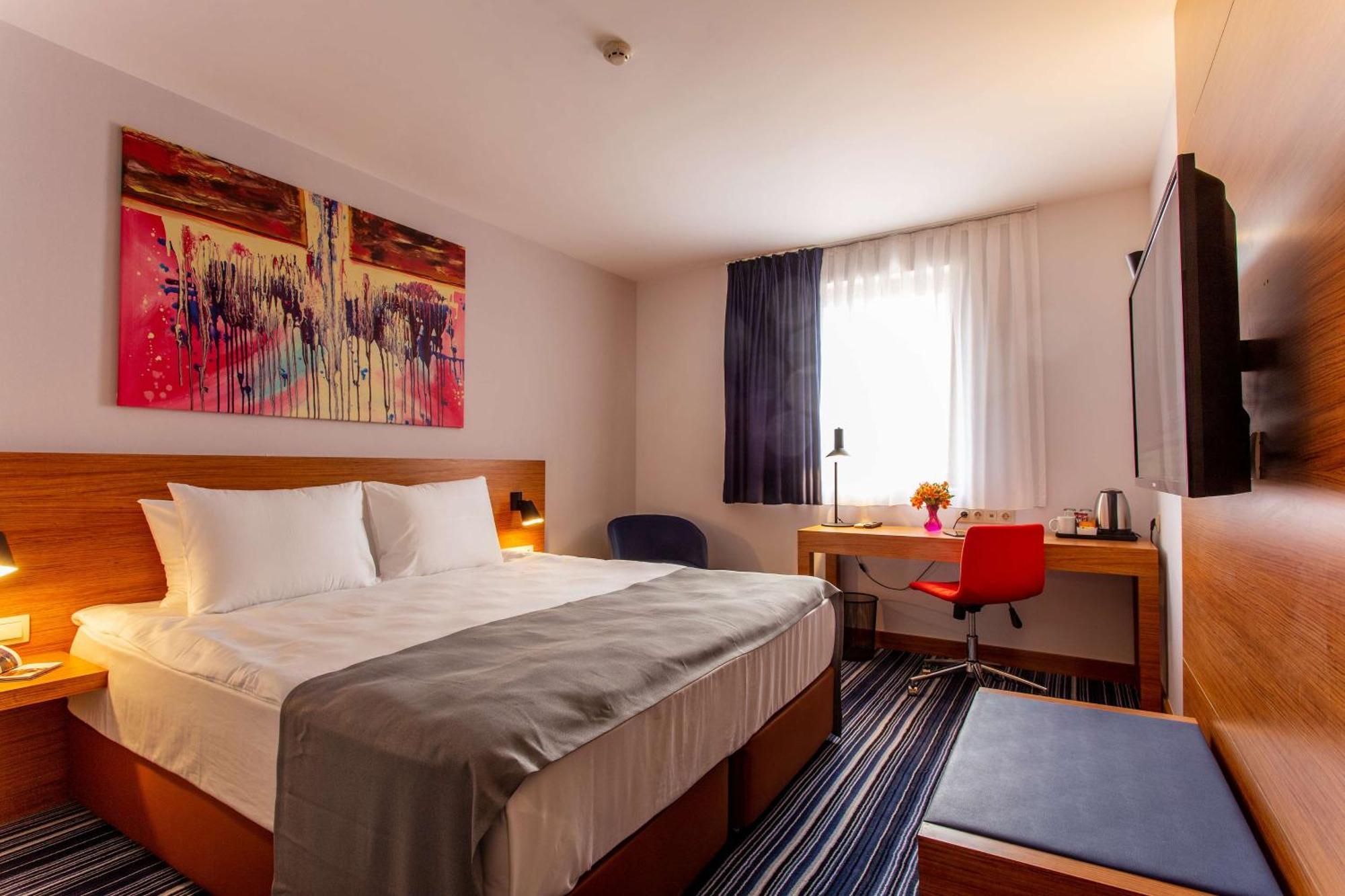 Comfort King Room,829541723:JPEG