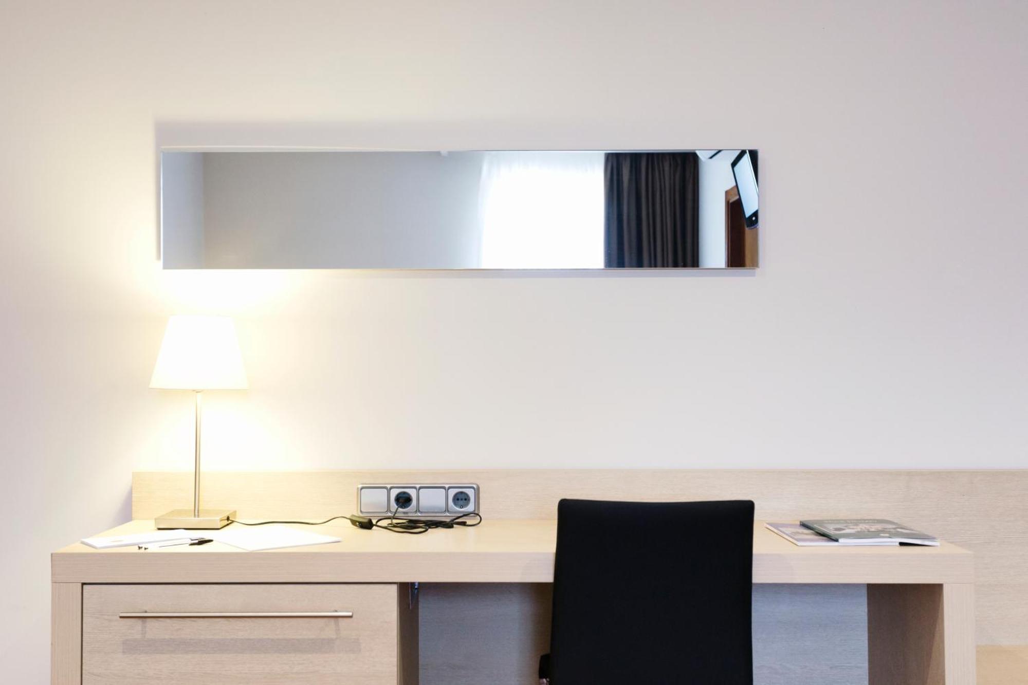 Triple Room,1296795544:JPEG
