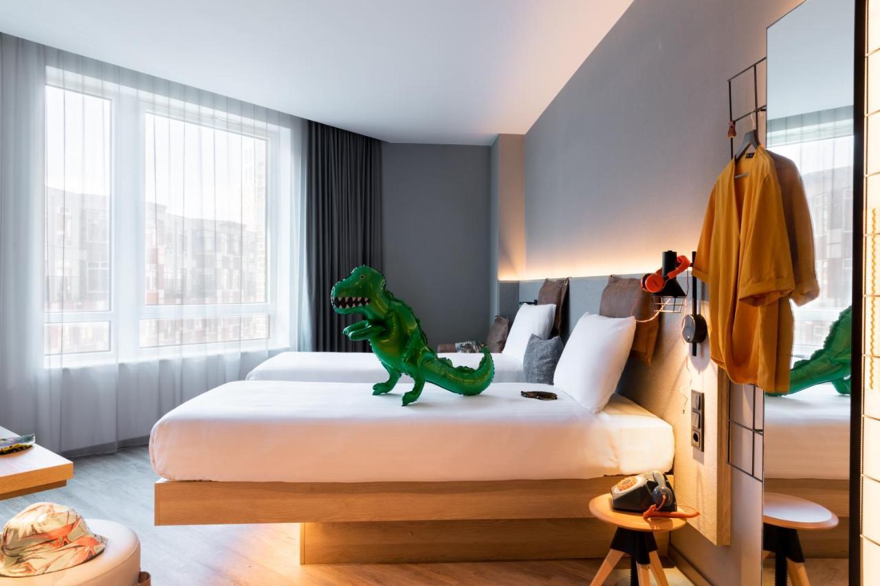 Moxy Tweepersoonskamer met 2 Aparte Bedden