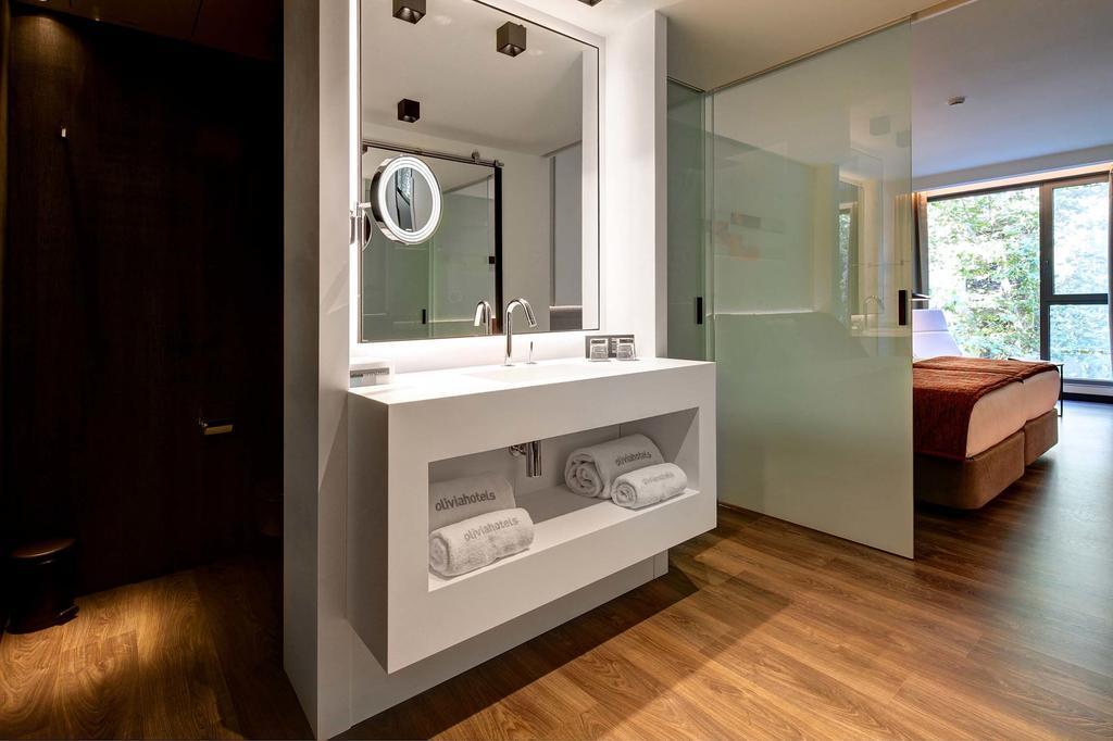 Quarto Standard com Cama de Casal ou 2 de Solteiro