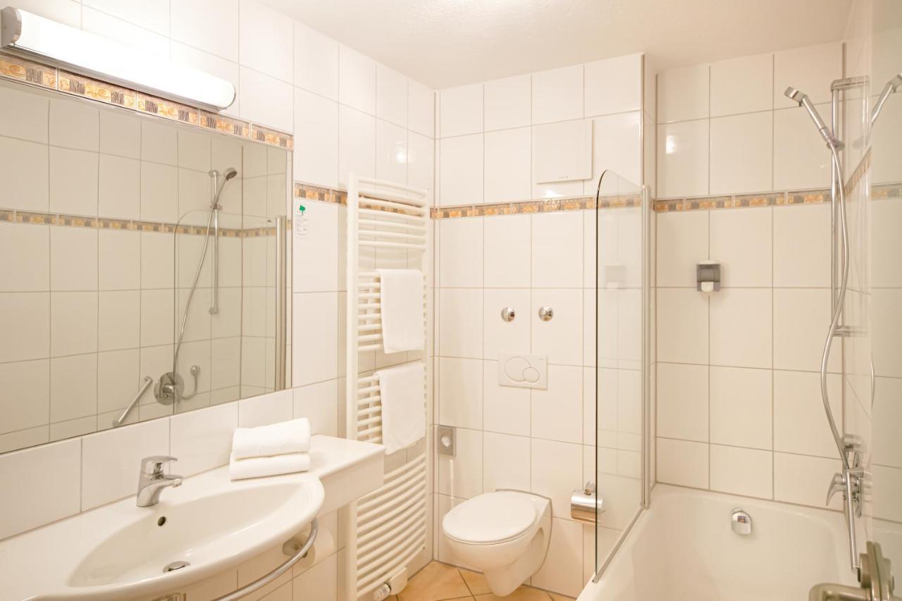 Großes Doppelzimmer