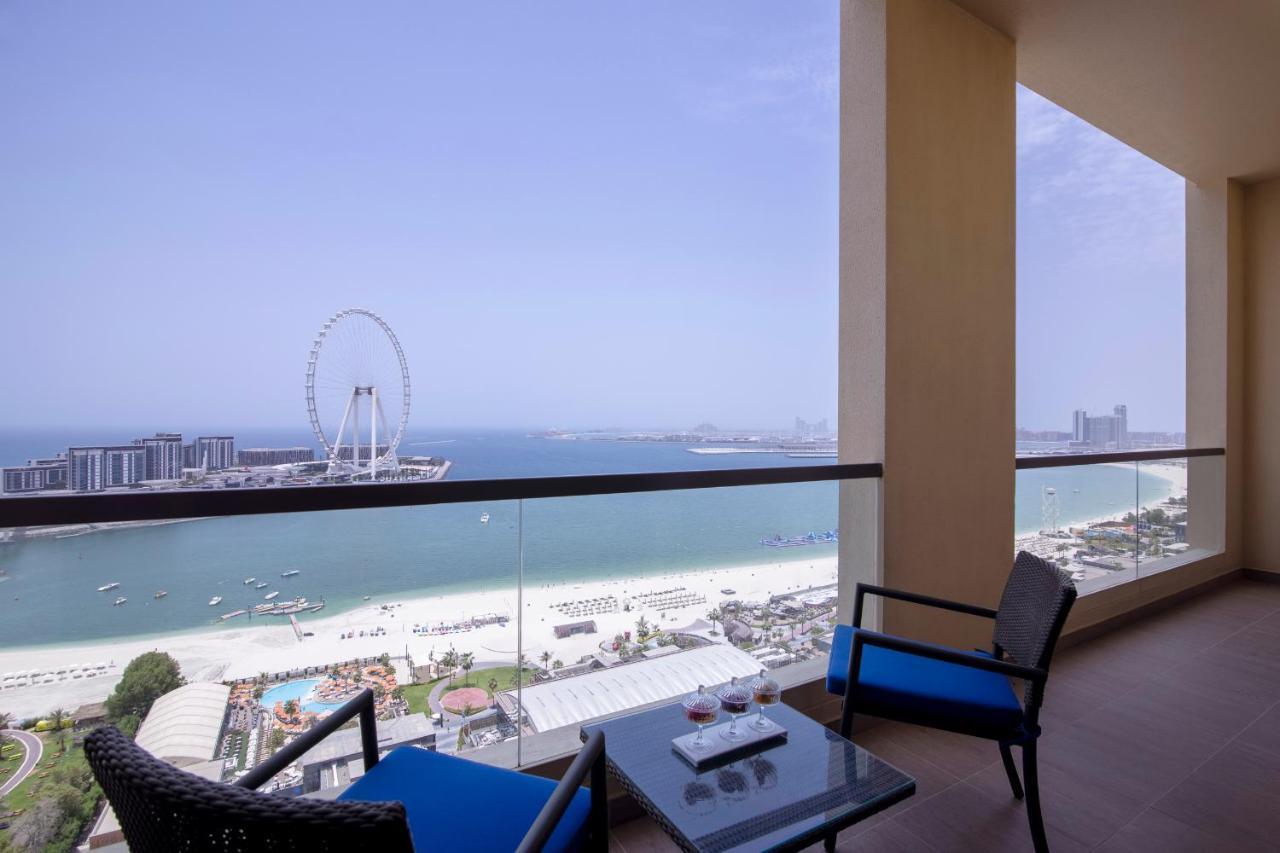 Sea Front One Bedroom Suite with Balcony and Lounge Access,1552988281:JPEG