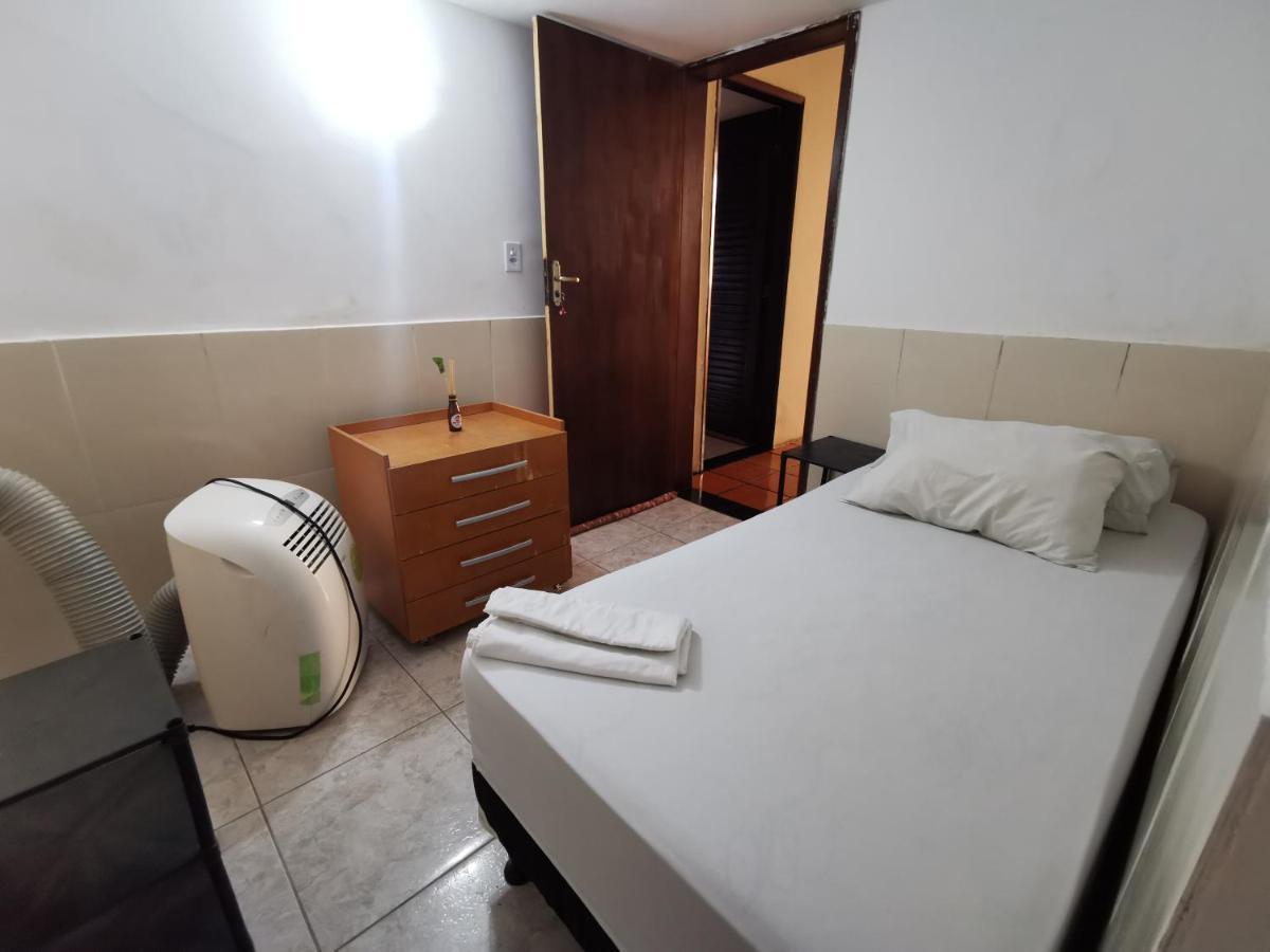 Quarto Individual com Banheiro Privativo
