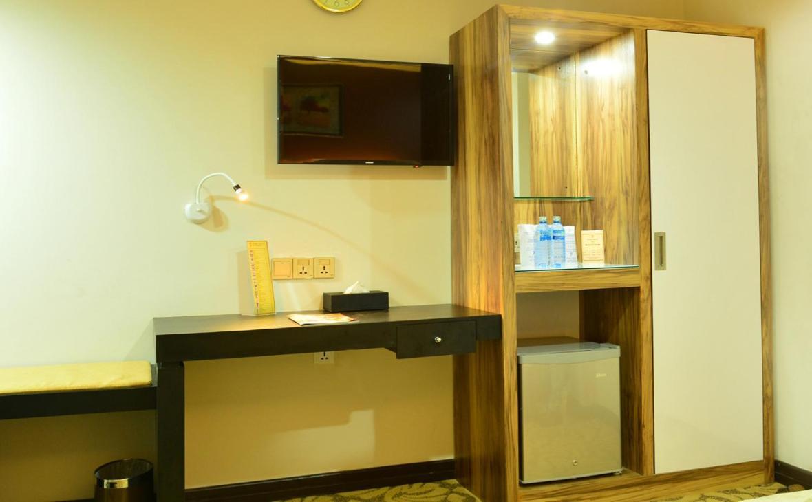 Deluxe Triple Room - Deluxe Single Room - Non-Sea View