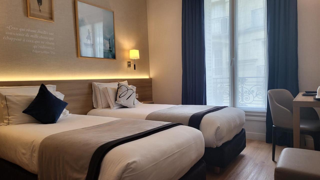 Quarto Superior com 2 Camas de Solteiro