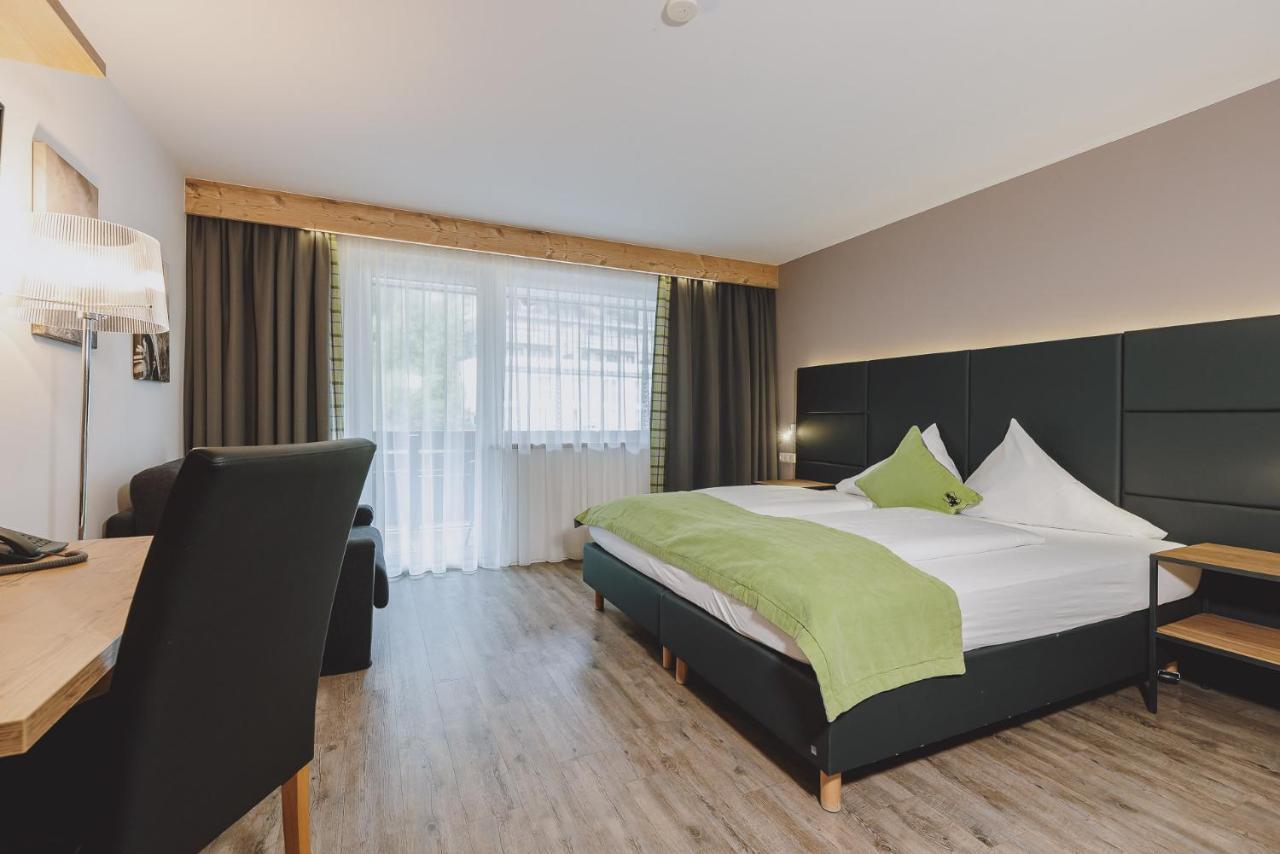 Deluxe Tweepersoonskamer met Balkon