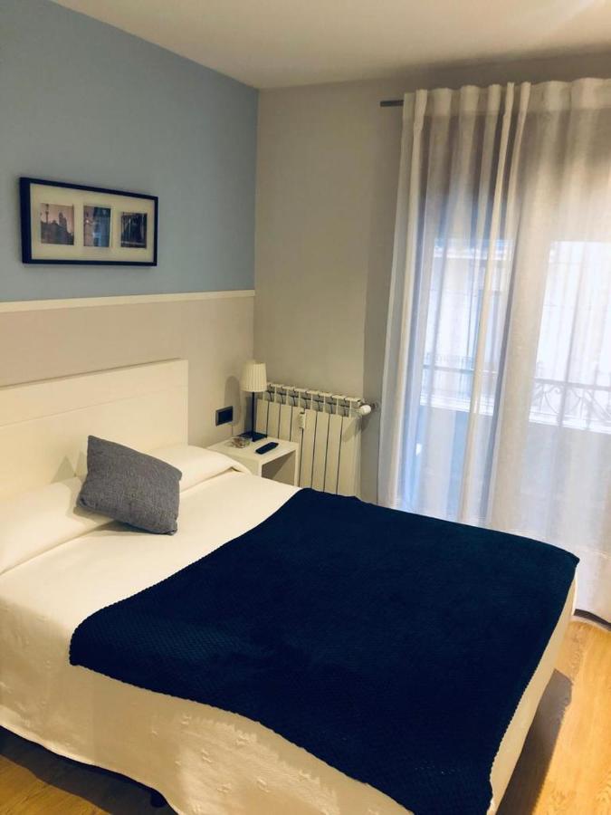 Single Room,112359600:JPEG