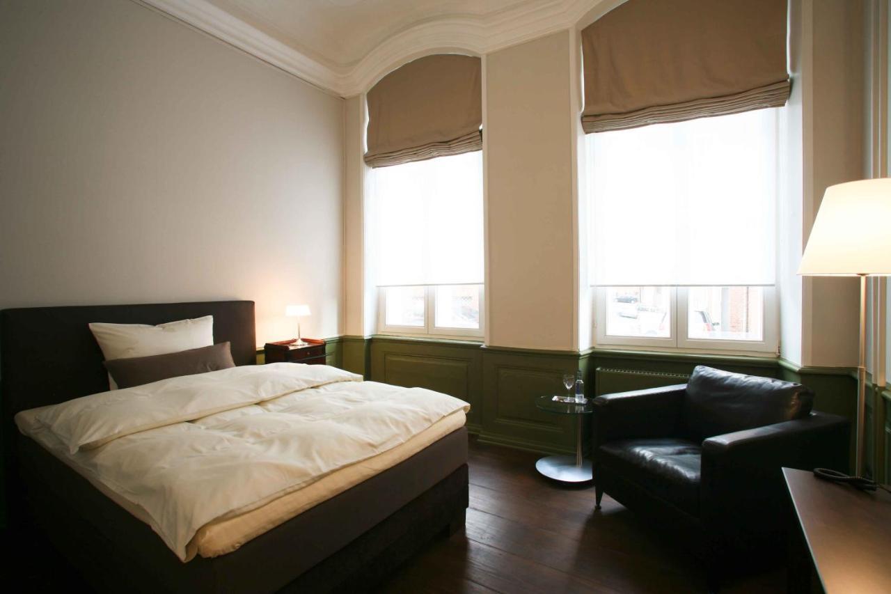 Single Room Shower,1308856456:JPEG