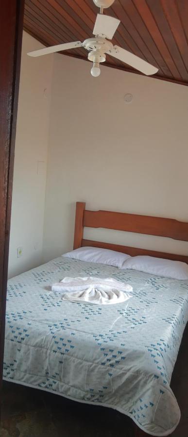 Quarto Duplo com Banheiro Compartilhado