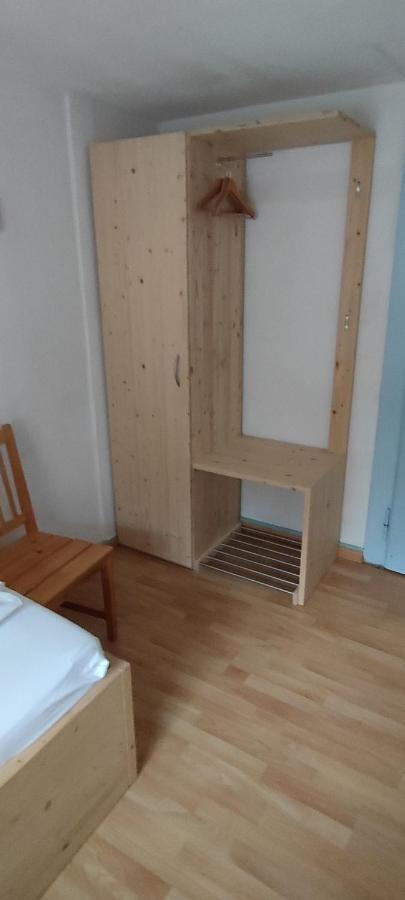 Budget Tweepersoonskamer met 2 Aparte Bedden
