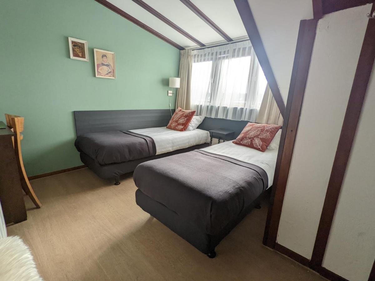Budget Double Room,1319015221:JPEG