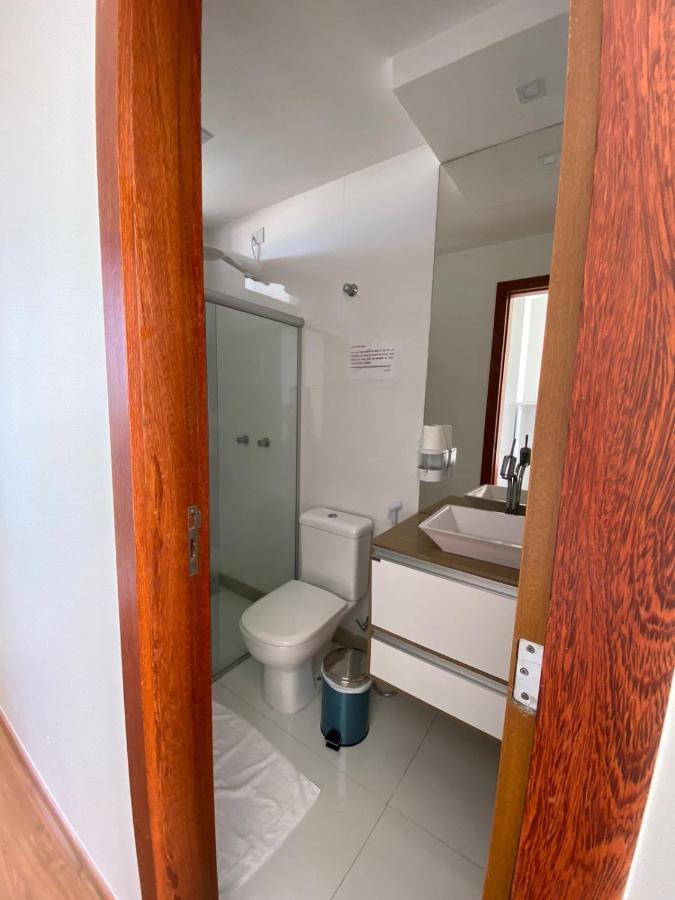 Quarto Triplo com Banheiro Privativo