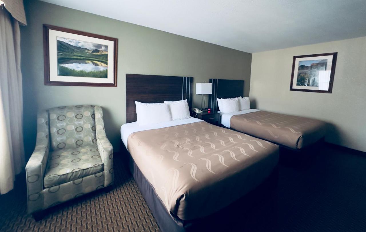 Queen Room with Two Queen Beds - Non-Smoking