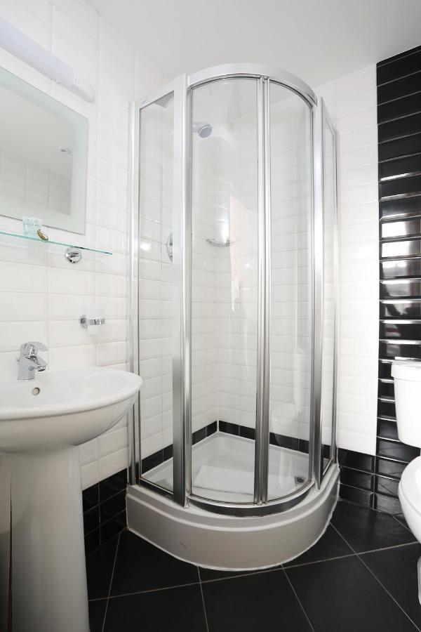 Habitación Doble Pequeña