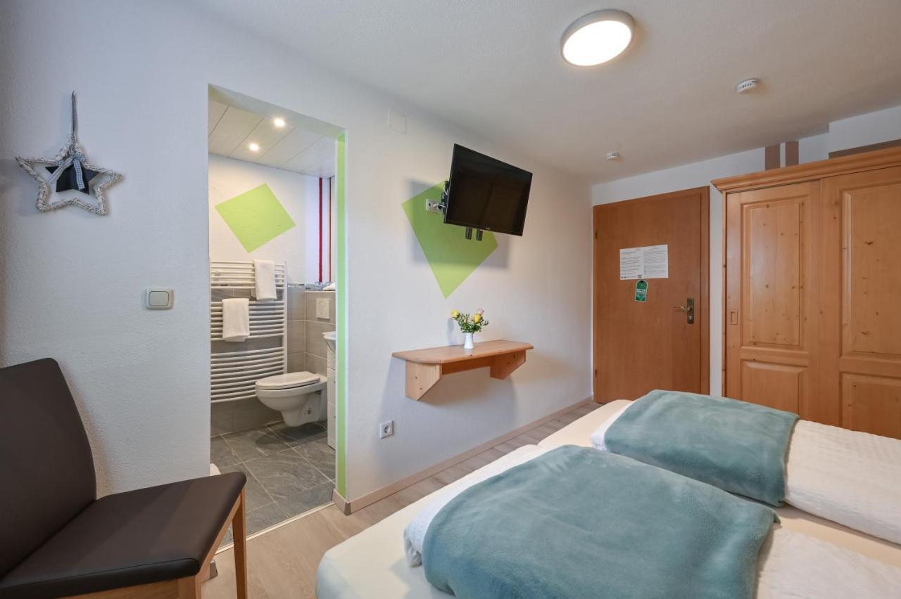 Double Room,1319918623:JPEG