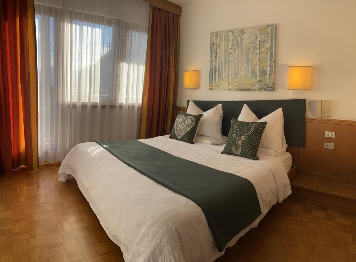 Camera Standard Matrimoniale/Doppia con Letti Singoli