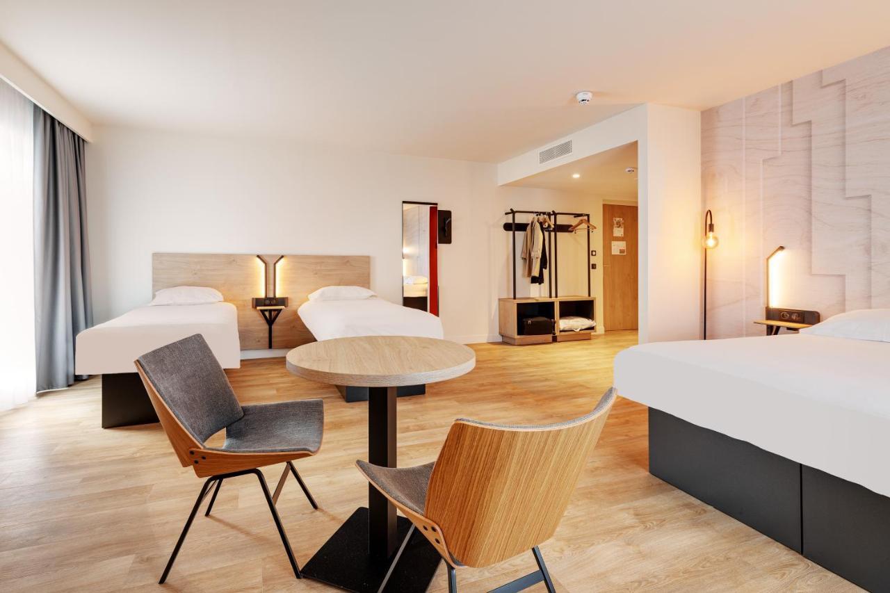 Quadruple Room,1327791698:JPEG