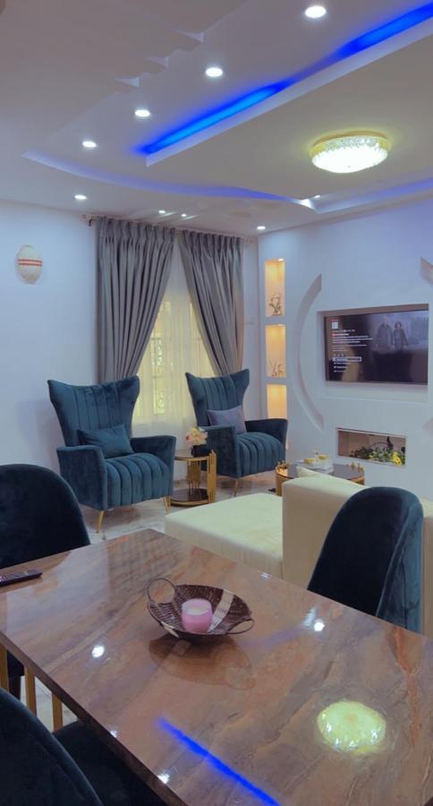 One-Bedroom Club Grand Master Suite with Ocean View