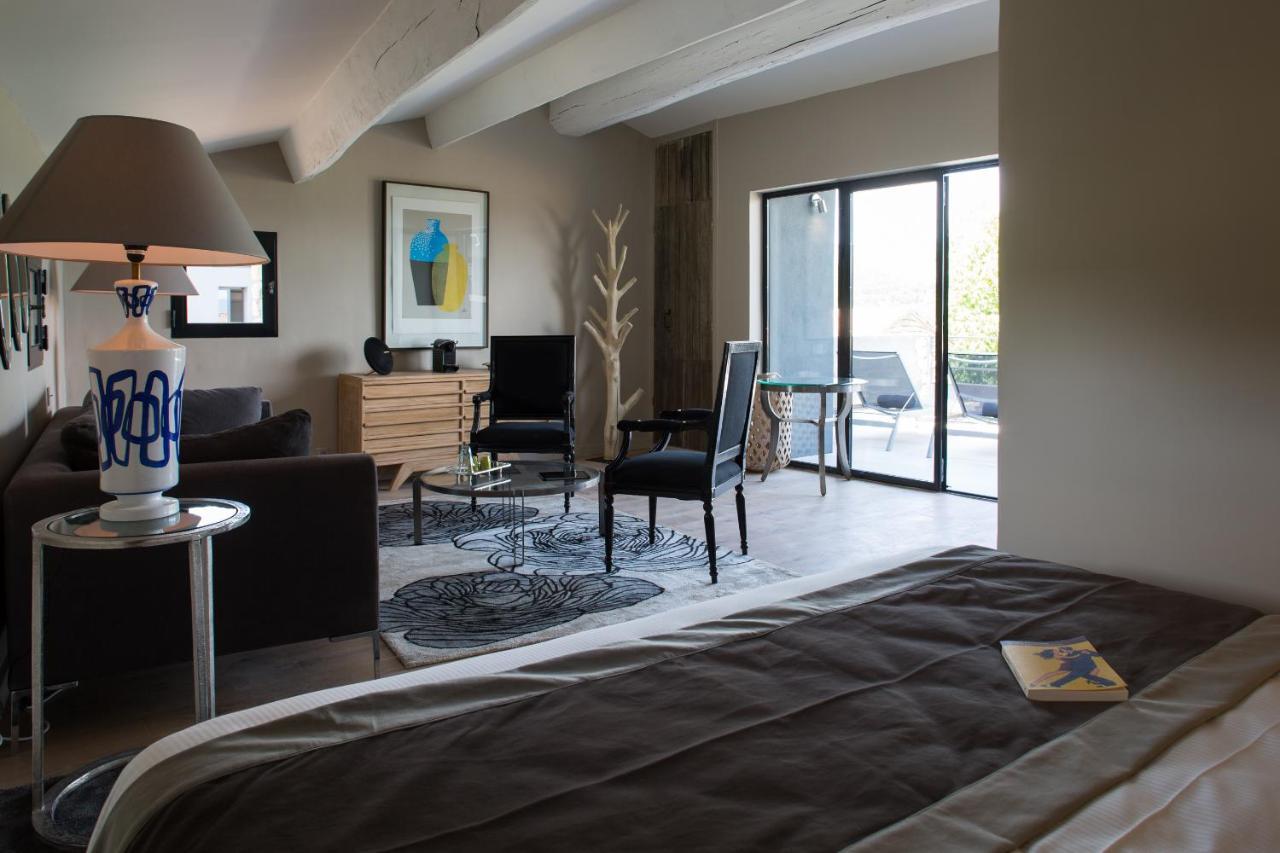 Suite Terrace,1327946264:JPEG