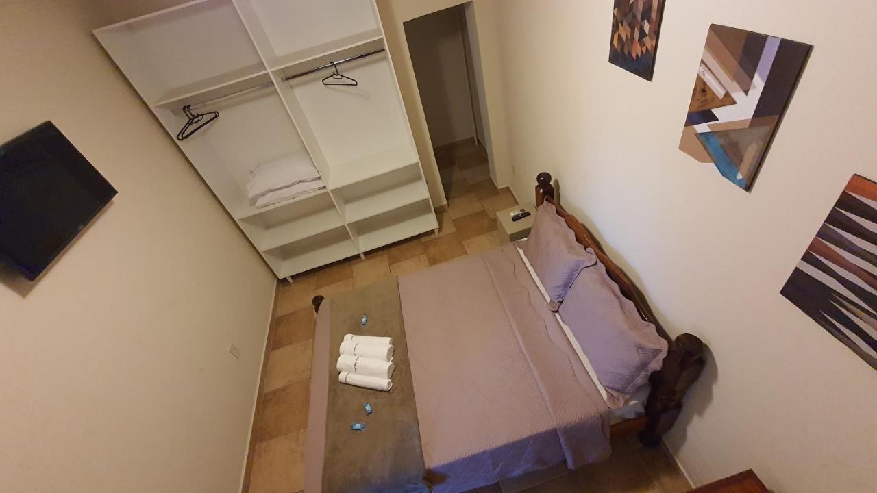 Quarto Duplo