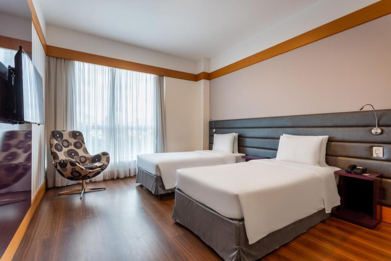 Quarto Deluxe com 2 Camas de Solteiro