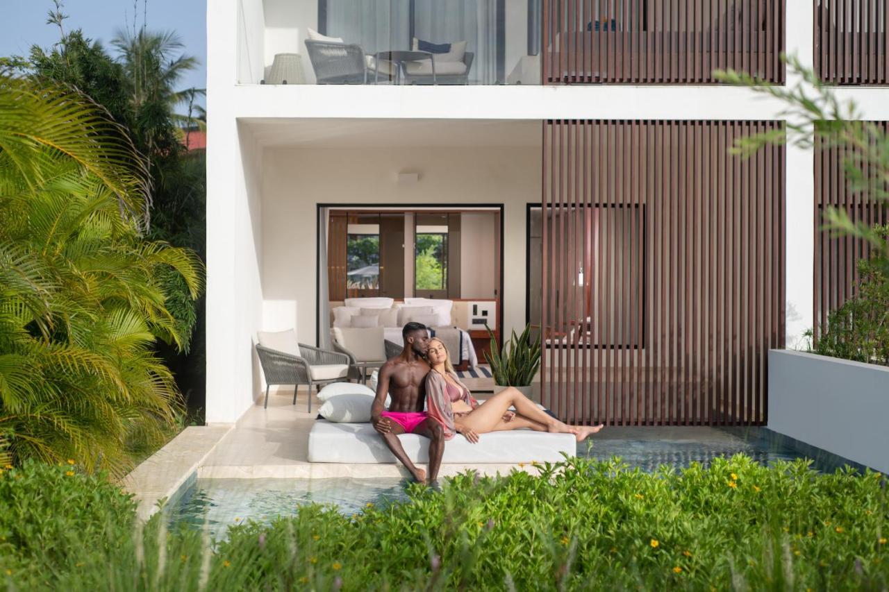 Suíte Júnior com Vista Piscina e Acesso pela Piscina