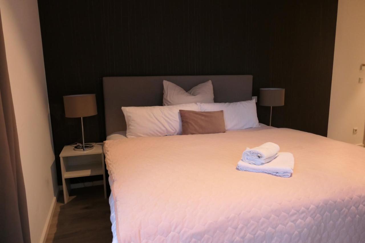 Deluxe Double Room with Bath,1340114645:JPEG