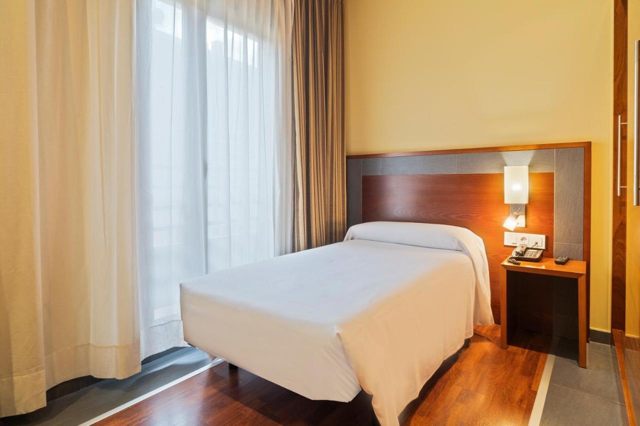 Single Room,1340314529:JPEG