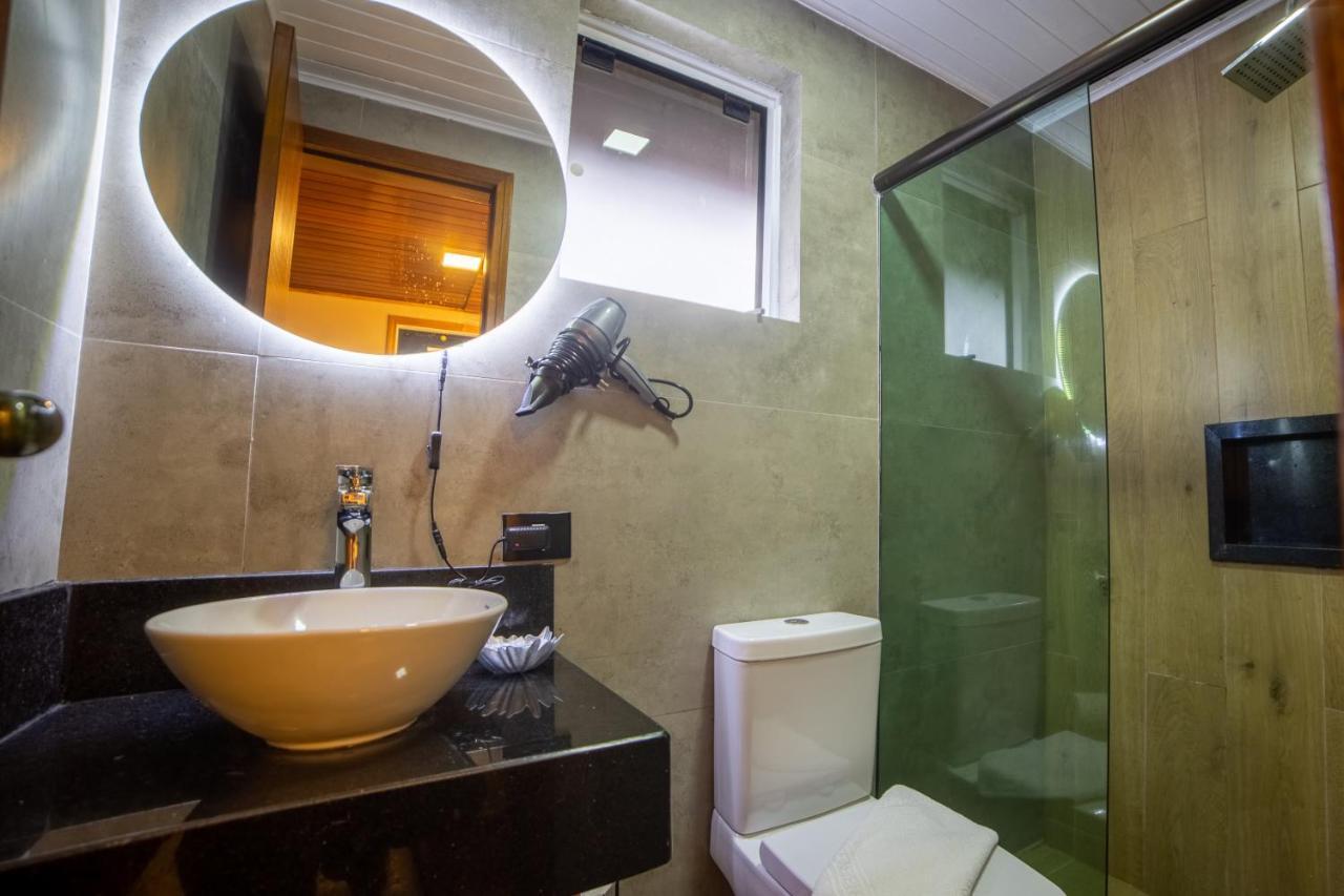 Chalé Deluxe com Banheira de Hidromassagem Dupla e Vista das Montanhas
