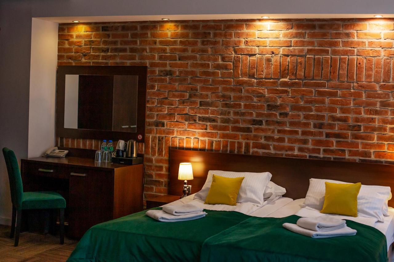 Triple Room,1341814862:JPEG
