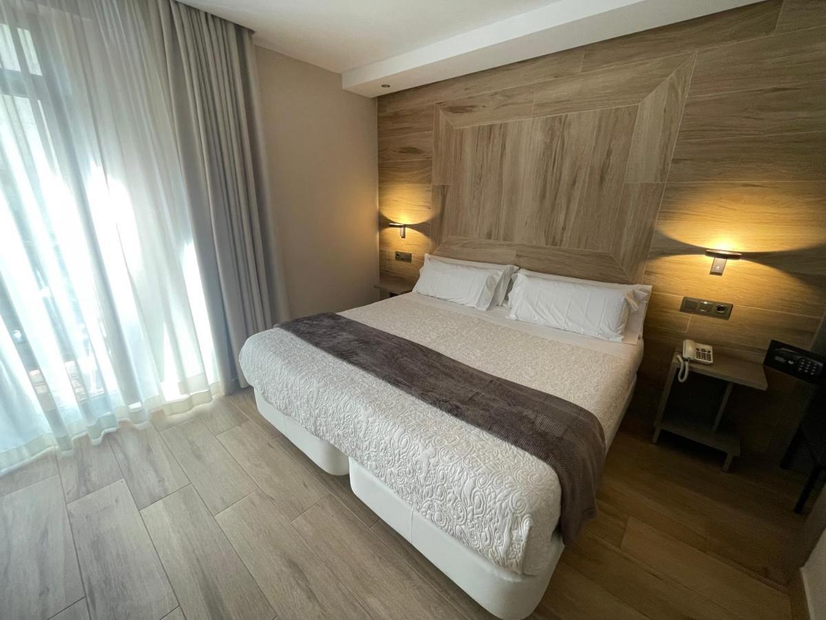 Quarto Duplo
