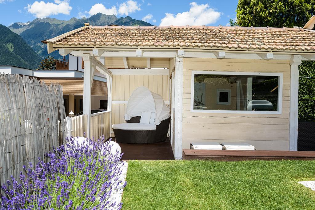 Doppelzimmer mit Balkon