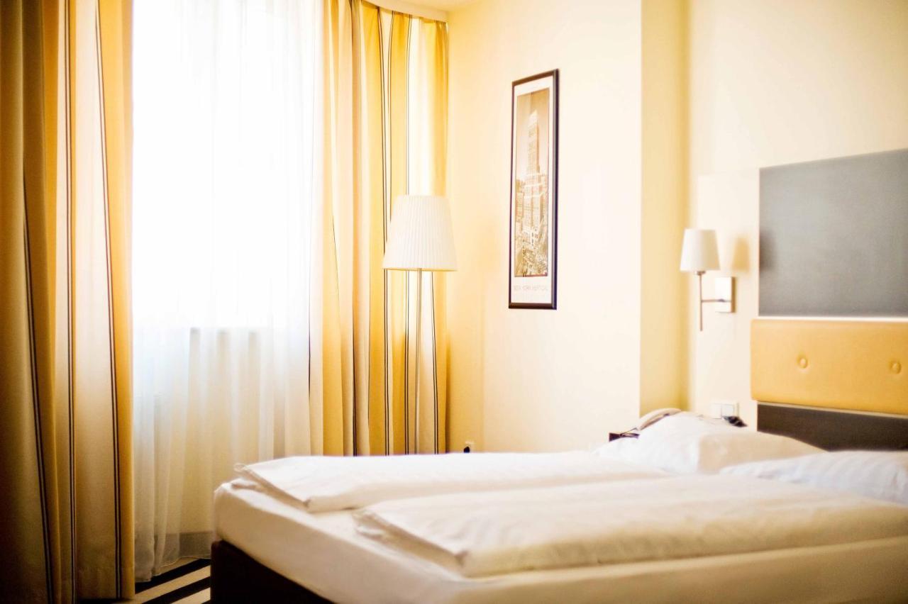 Großes Doppelzimmer