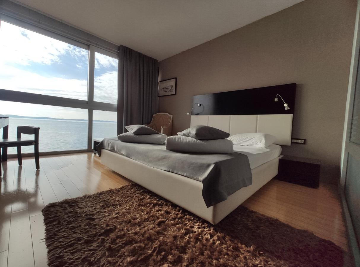 Deluxe Doppelzimmer mit Meerblick und Whirlpool