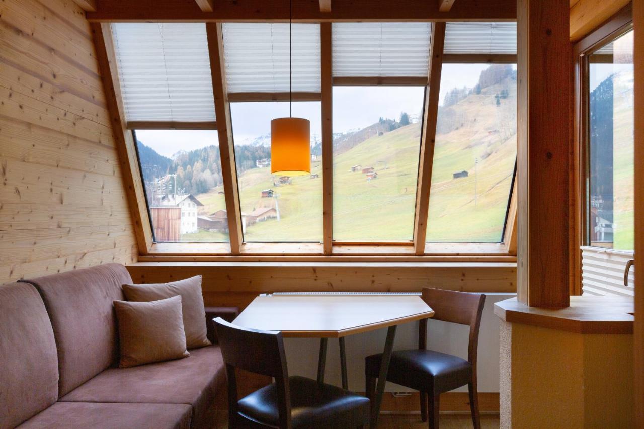 Superior Doppel- oder Zweibettzimmer mit Bergblick